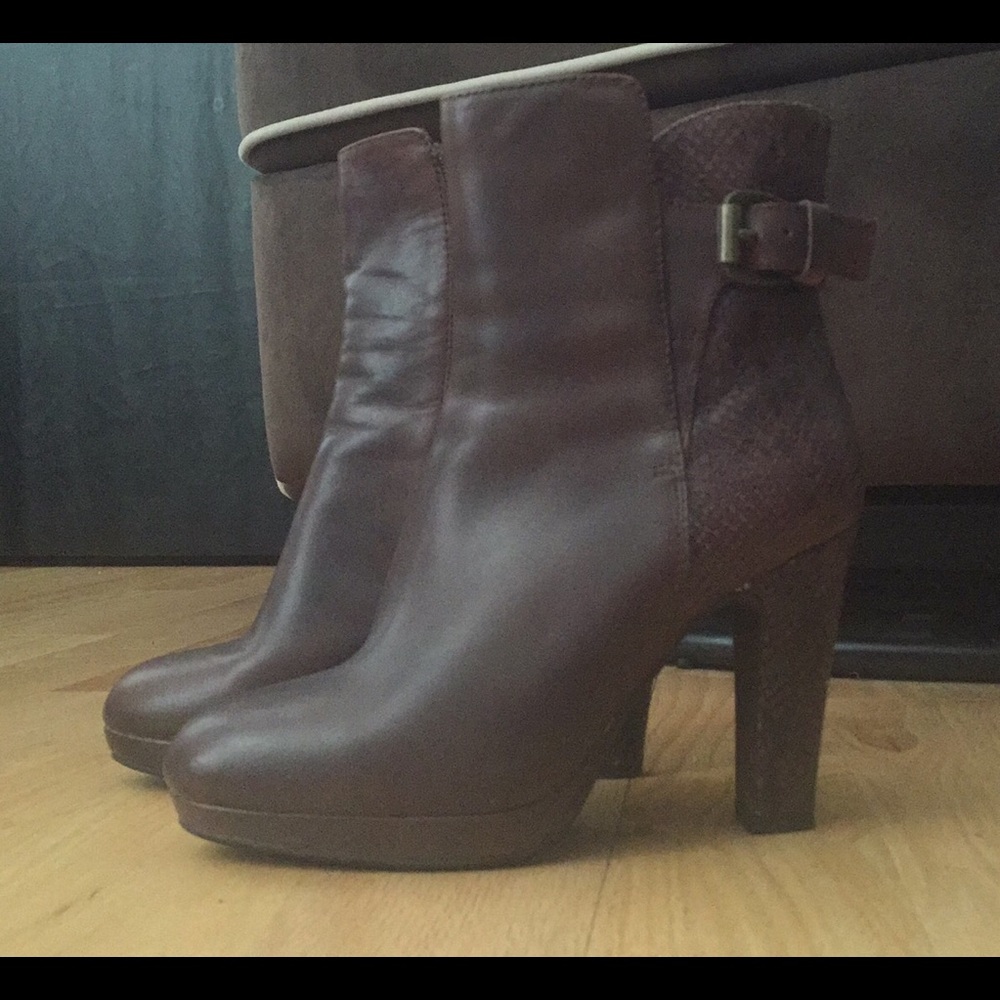 Leather booties - Picture 2 of 8